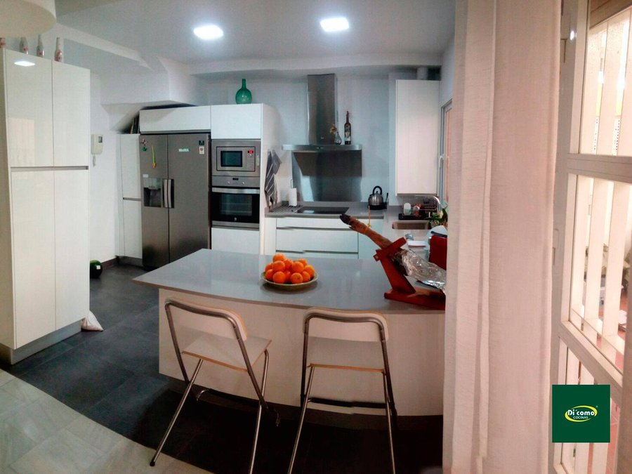 Cocinas con Isla y Península en Sevilla — proyecto real Di’Como Cocinas 5