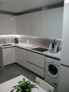 WhatsApp-Image-20160616-225x300 Cómo distribuir la cocina cuando tenemos poco espacio.