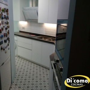 Cómo se ve una cocina tradicional en 2021 Cocinas Sevilla 43-300x300 Cómo se ve una cocina tradicional en 2021