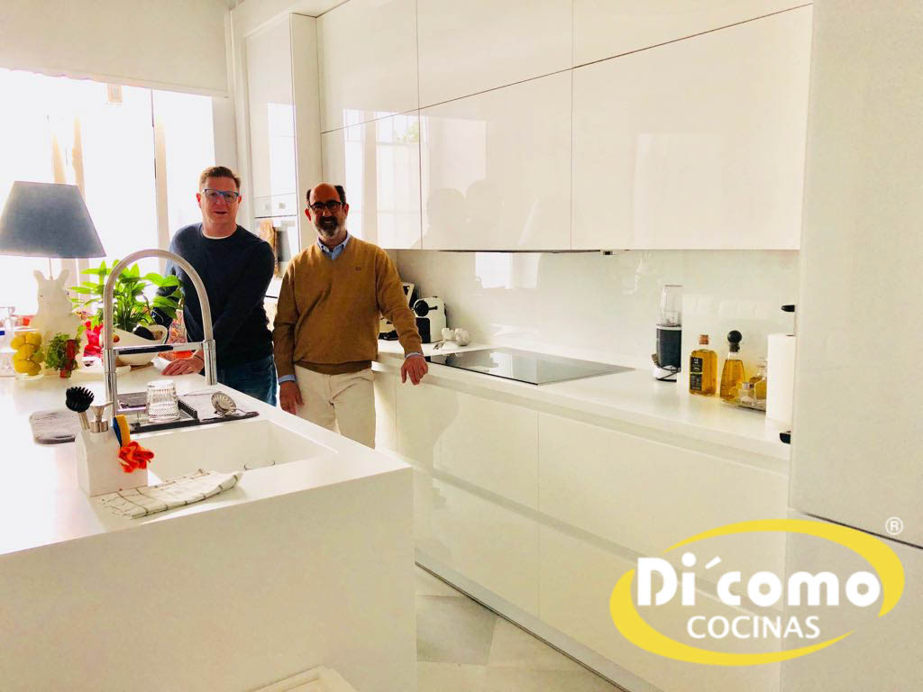 Di ´Como Cocinas y Cocina de Jorge Cadaval, de Los Morancos Cocinas Sevilla WhatsApp-Image-2018-06-08-at-09.01.51-2 Di ´Como Cocinas y Cocina de Jorge Cadaval, de Los Morancos