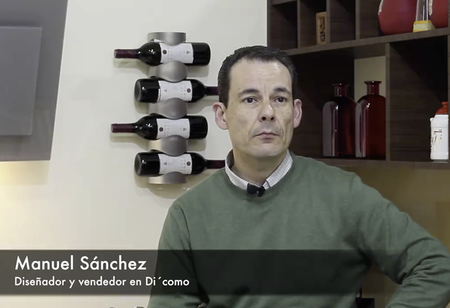 Manuel Sánchez, diseñador y vendedor en Di’Como Cocinas.