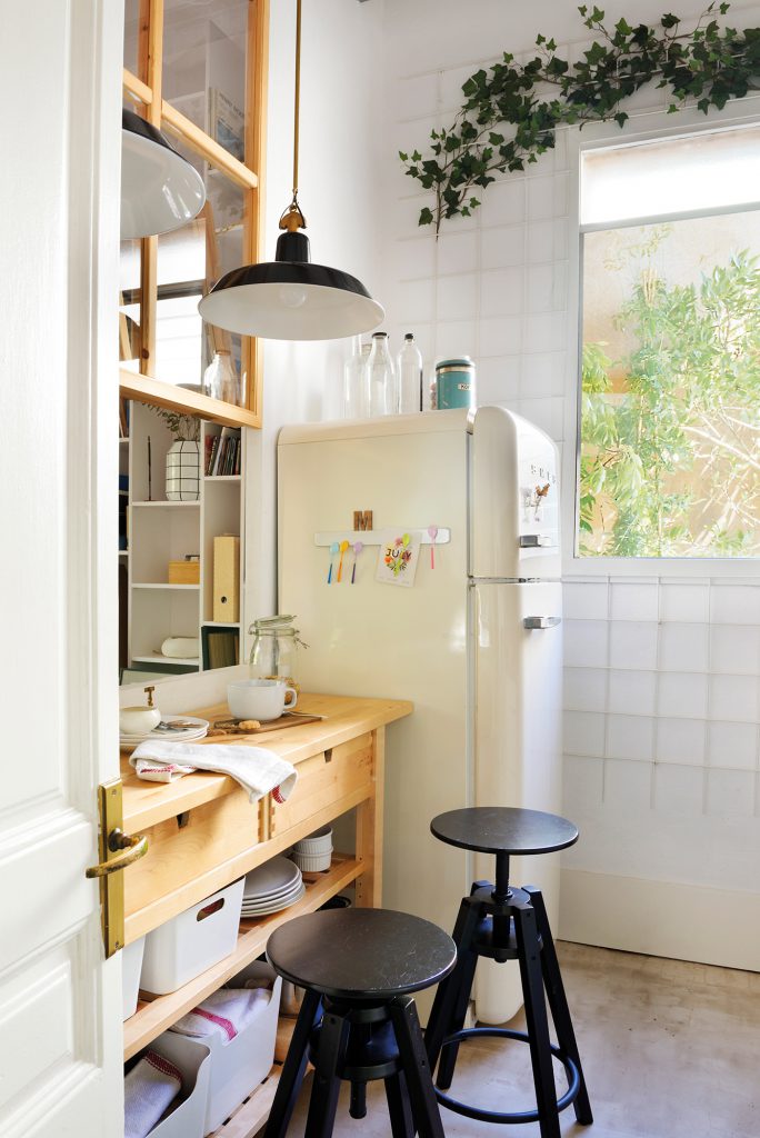 5 ideas geniales para tus cocinas más pequeñas Cocinas Sevilla cocinados-684x1024 5 ideas geniales para tus cocinas más pequeñas