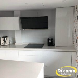 Y tu, ¿en qué cocinas estas pensado una vez acabe todo esto? Cocinas Sevilla 59-300x300 Y tu, ¿en qué cocinas estas pensado una vez acabe todo esto?