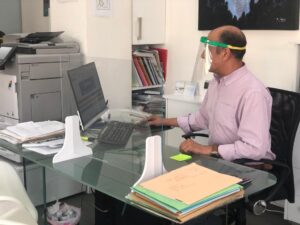 Di´Como Cocinas y la seguridad en su empresa Cocinas Sevilla WhatsApp-Image-2020-06-17-at-15.58.42-3-300x225 Di´Como Cocinas y la seguridad en su empresa
