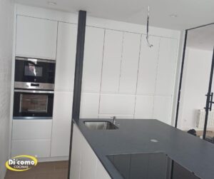 Pensando en renovar tu cocina, Septiembre es el mes ideal y te traemos unas cuantas ideas Cocinas Sevilla 18-300x251 Pensando en renovar tu cocina, Septiembre es el mes ideal y te traemos unas cuantas ideas
