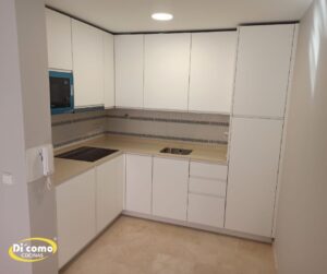 Diseños y nuevas instalaciones de Cocinas By Di´Como Cocinas Cocinas Sevilla 9-300x251 Diseños y nuevas instalaciones de Cocinas By Di´Como Cocinas