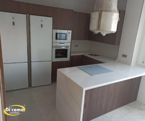 Cocinas Con Isla: Por qué una isla de cocina minimalista es imprescindible Cocinas Sevilla 26-300x251 Cocinas Con Isla: Por qué una isla de cocina minimalista es imprescindible