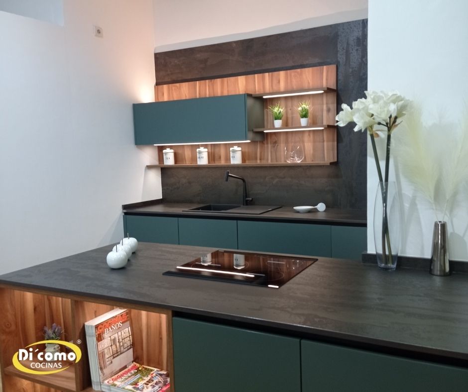 Descubre cómo nuestro equipo de expertos en diseño de cocinas en Sevilla puede transformar tu hogar con estilo y funcionalidad
