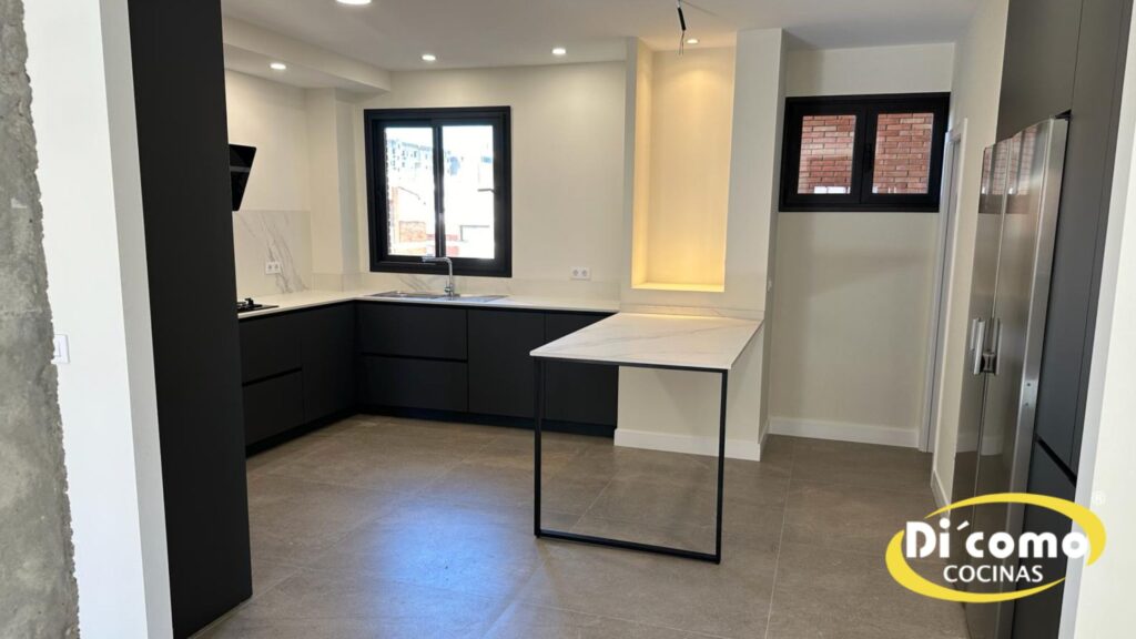 ¿Conoces la calidad de nuestras cocinas?, os dejamos una galería de fotos con las últimas cocinas instaladas Cocinas Sevilla nuevo-diseno-de-cocinas2-1024x576 ¿Conoces la calidad de nuestras cocinas?, os dejamos una galería de fotos con las últimas cocinas instaladas