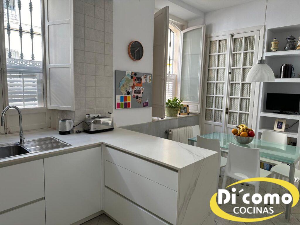 Renueva tu Cocina con Di’Como Cocinas: Diseño, Calidad y Funcionalidad en Sevilla Cocinas Sevilla copia-de-whatsapp-image-2024-05-06-at-202354-5-2-1024x768 Renueva tu Cocina con Di’Como Cocinas: Diseño, Calidad y Funcionalidad en Sevilla