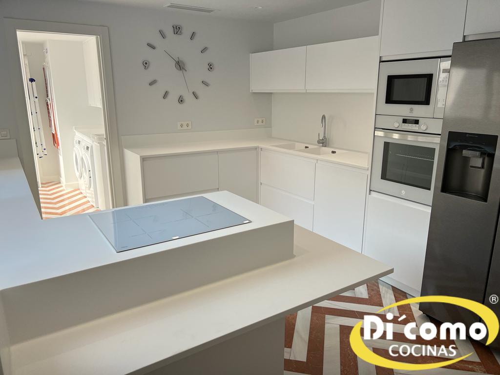 Renueva tu Cocina en Septiembre con Di’Como Cocinas: ¡Descuento del 10%! Cocinas Sevilla copia-de-whatsapp-image-2024-05-13-at-202116-13-2 Renueva tu Cocina en Septiembre con Di’Como Cocinas: ¡Descuento del 10%!