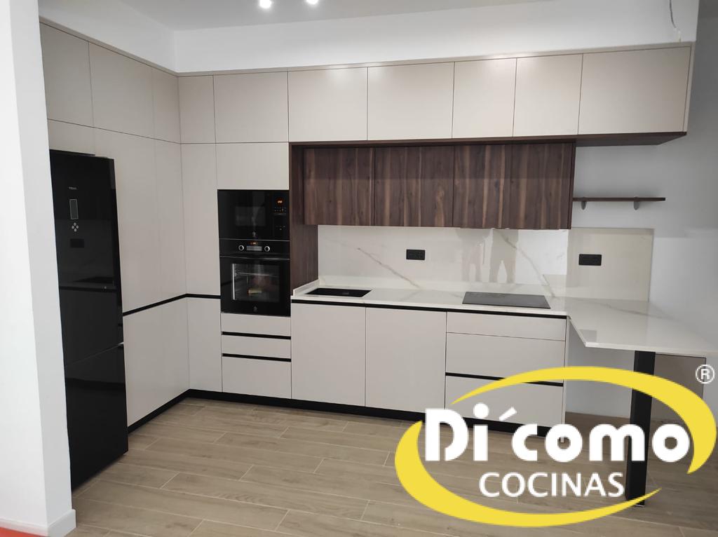 Cocinas en Tonos Oscuros o Claros: ¿Cuál es la Mejor Opción para Tu Hogar? Cocinas Sevilla copia-de-whatsapp-image-2024-05-13-at-202116-3-1 Cocinas en Tonos Oscuros o Claros: ¿Cuál es la Mejor Opción para Tu Hogar?