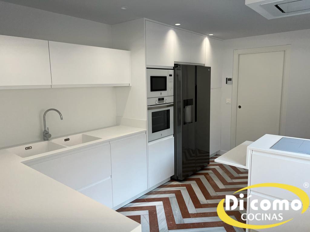 Renueva tu Cocina en Septiembre con Di’Como Cocinas: ¡Descuento del 10%! Cocinas Sevilla copia-de-whatsapp-image-2024-05-13-at-202116-9-2 Renueva tu Cocina en Septiembre con Di’Como Cocinas: ¡Descuento del 10%!