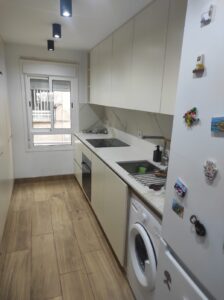Nueva-cocina-con-aprovechamiento-de-espacio-1-224x300 Descubre la Nueva Cocina de Di’Como Cocinas: Aprovechamiento Óptimo del Espacio