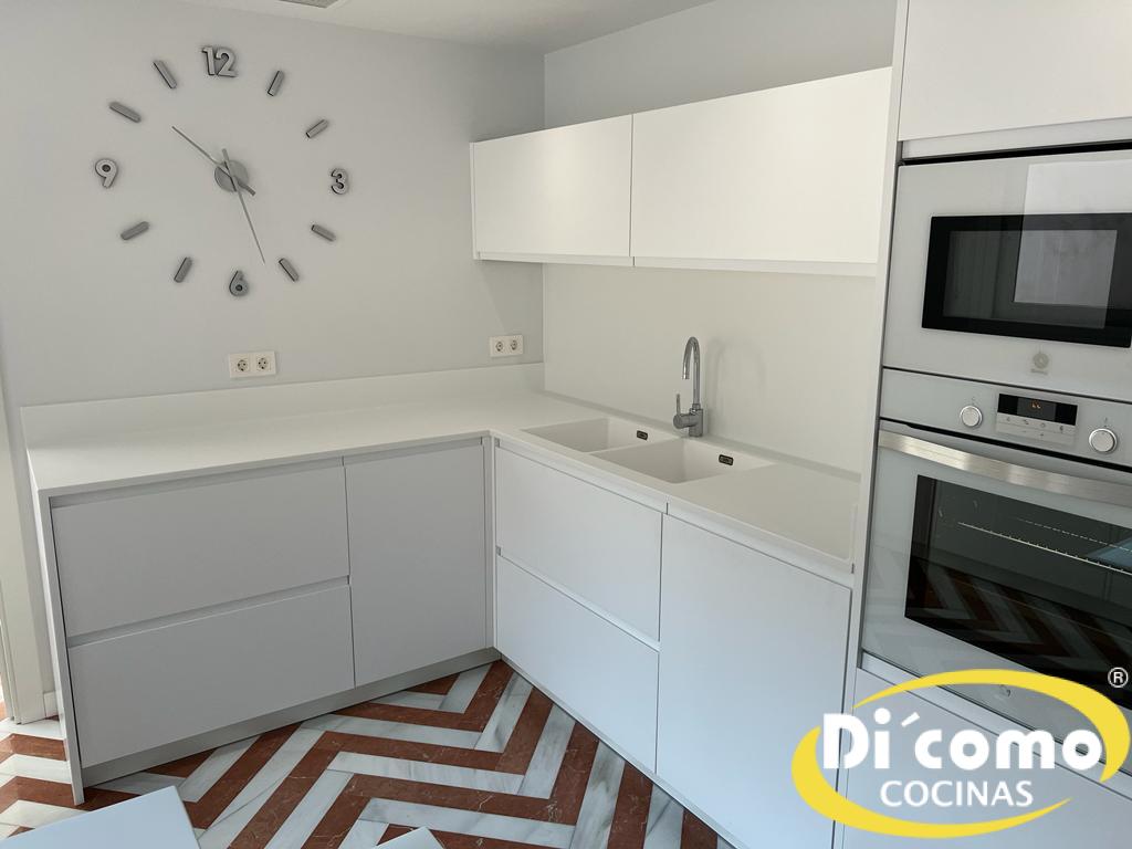 La Iluminación en la Cocina: Clave para Crear Espacios Funcionales y Acogedores